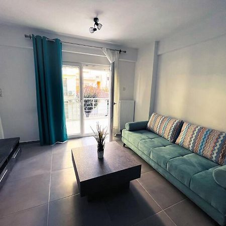 Apartamento Escala Luxury Loft 3 In The Center & Free Parking Volos Exterior foto